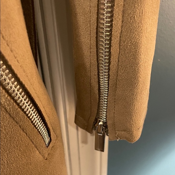 ☺️ NWOT T Tahari Camel Trench Coat for Women - Picture 5 of 12